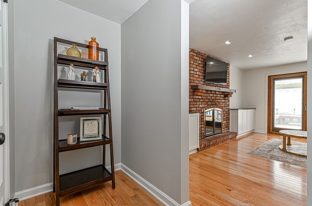 2101 Coventry Dr, Allison Park PA  15101-3364 exterior