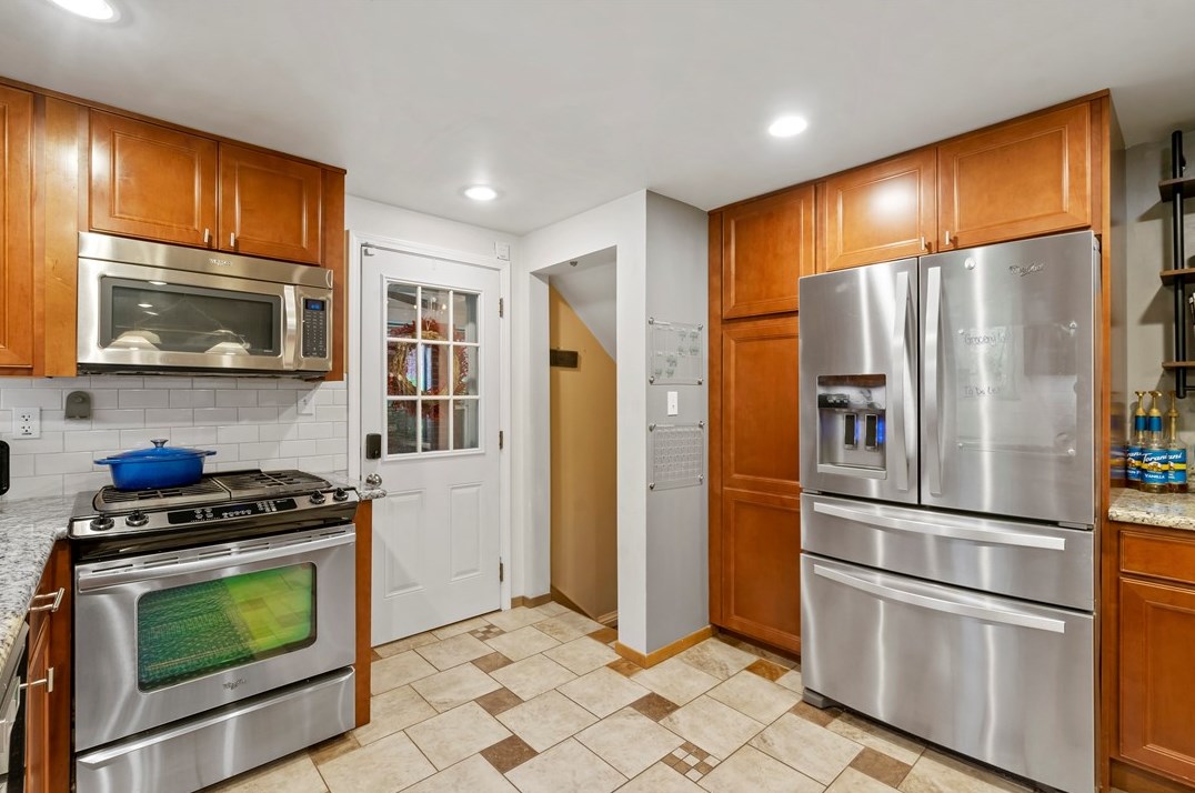 4268 Stanton Ave, Pittsburgh PA  15201-2242 exterior