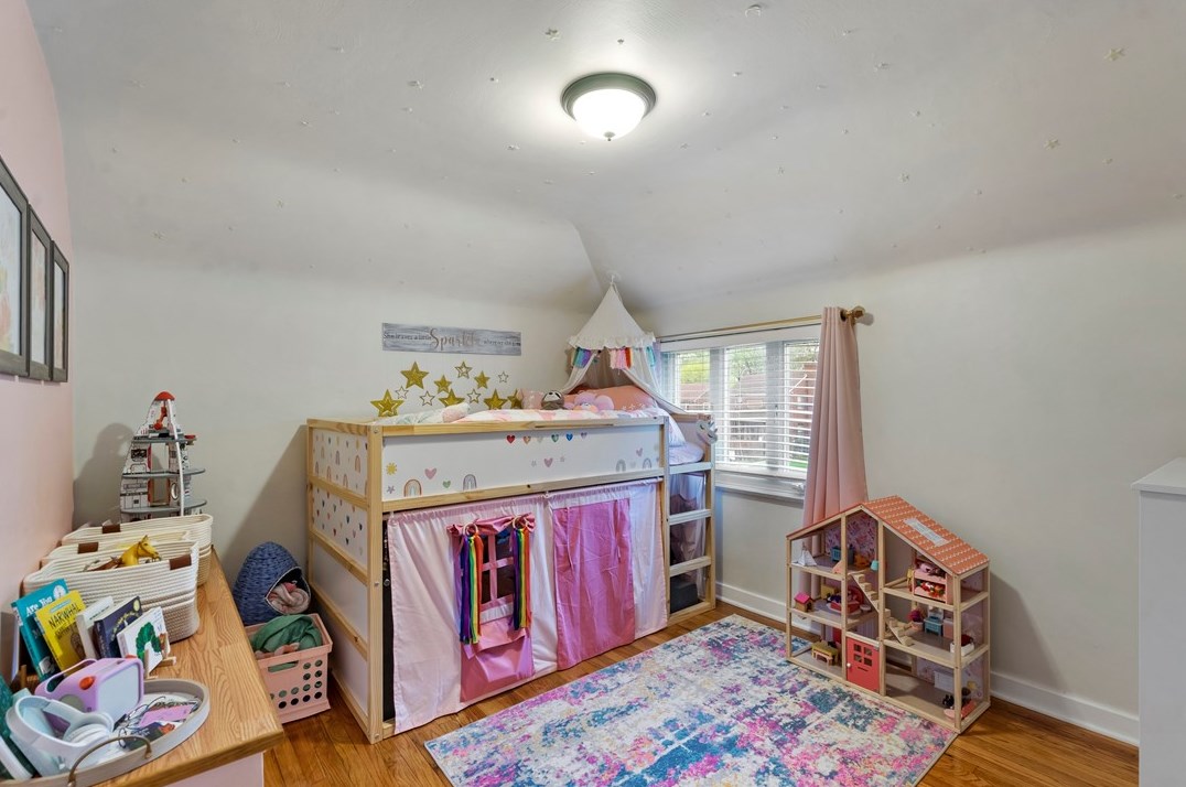 4268 Stanton Ave, Pittsburgh PA  15201-2242 exterior