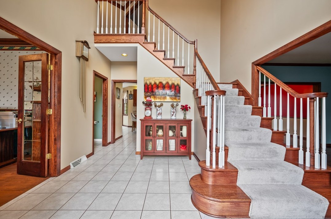 1050 Lexington Dr, Export PA  15632-9022 exterior