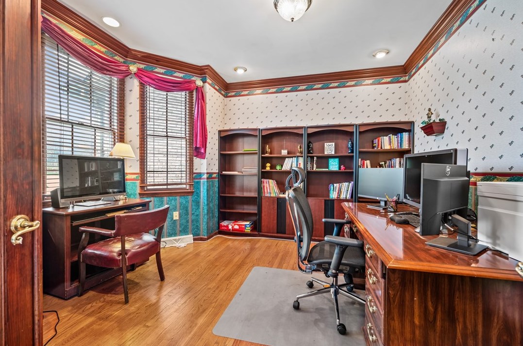 1050 Lexington Dr, Export PA 15632-9022 exterior