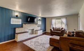 21 Run St, Collier Township PA  15106-1938 exterior