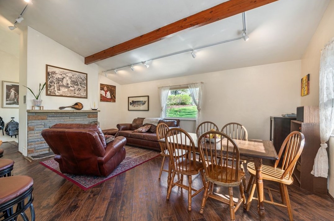 310 Fawcett Church Rd, Bridgeville PA  15017-1514 exterior