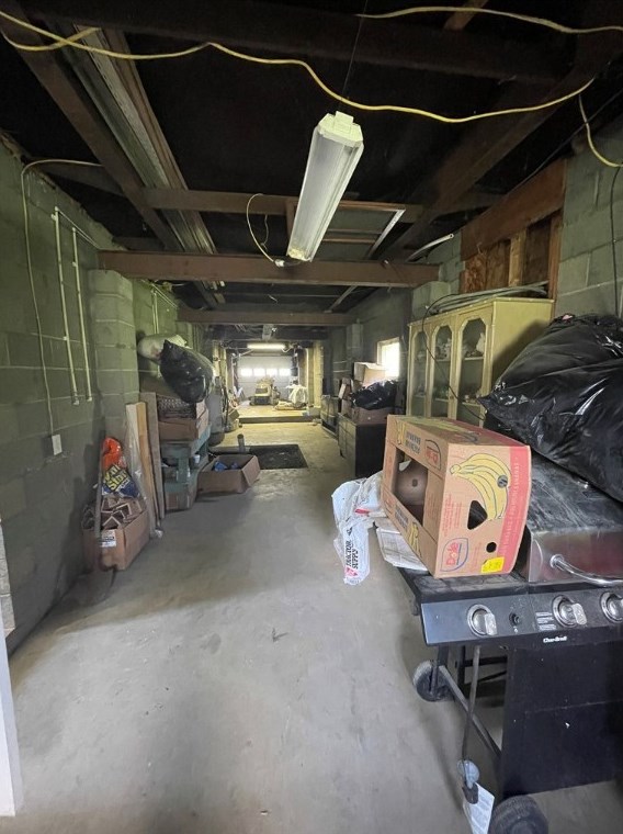 664 Banetown Rd, Washington PA 15301-6432 exterior