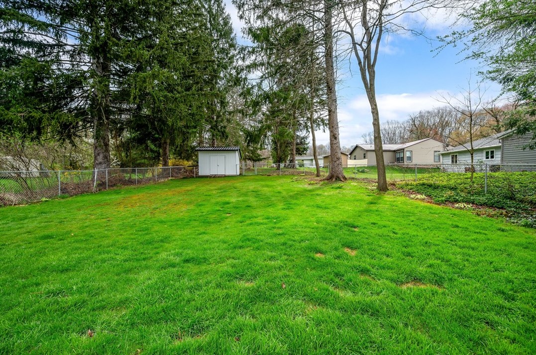 44 3rd Ave, Greenville PA  16125-1717 exterior