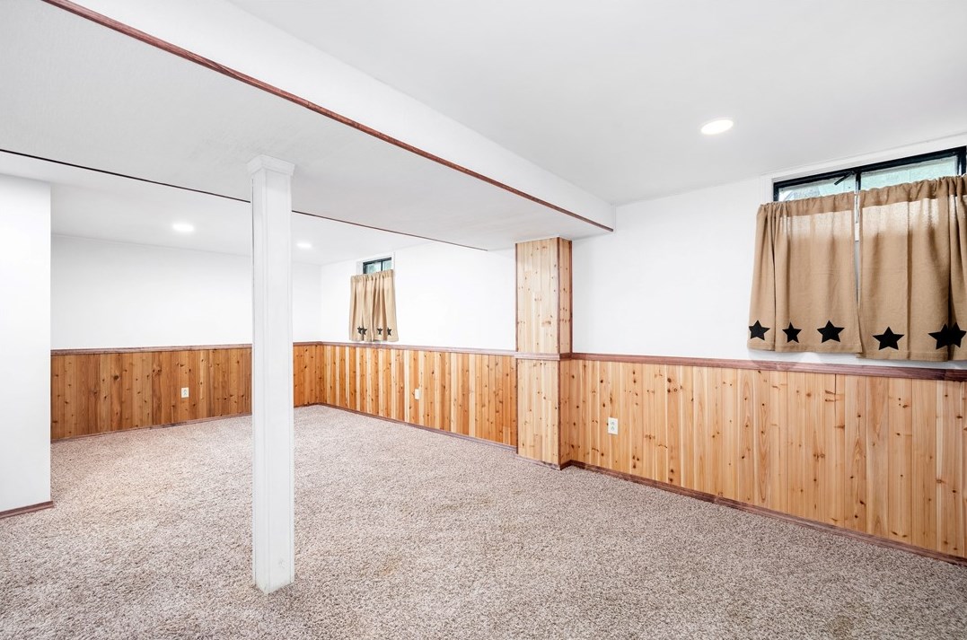 44 3rd Ave, Greenville PA  16125-1717 exterior