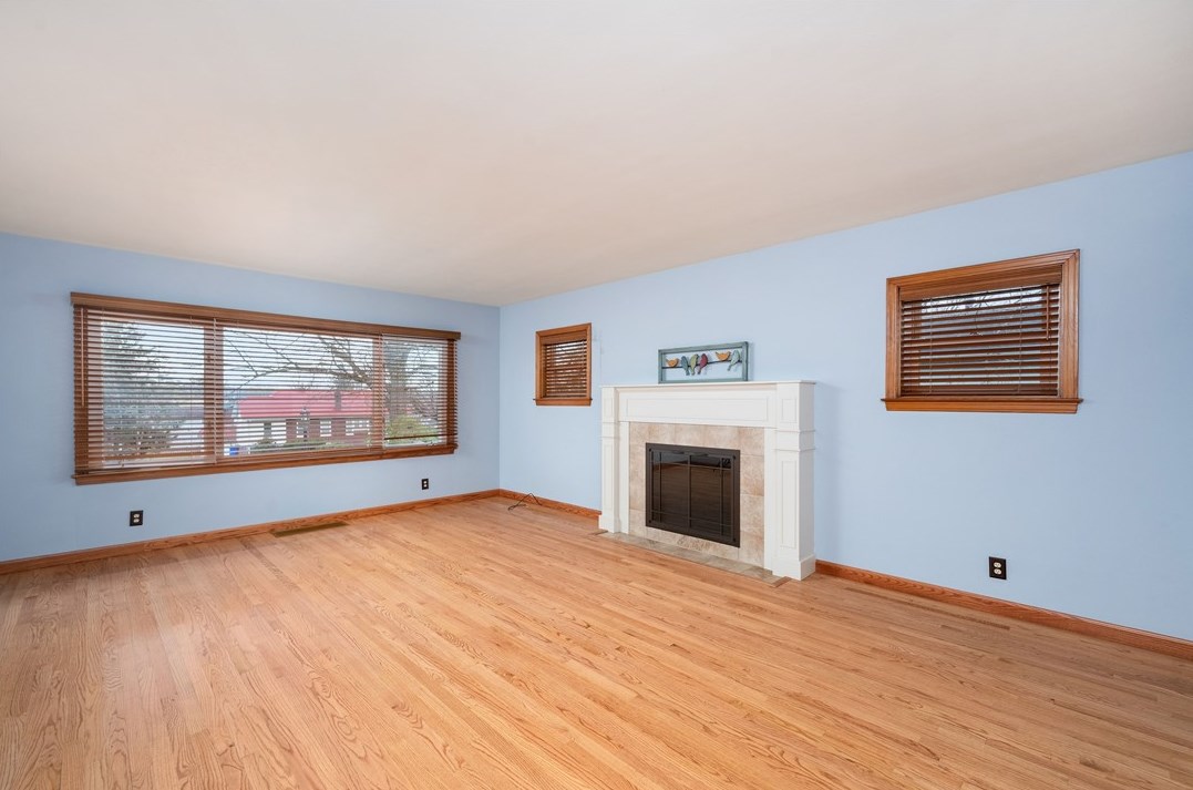 44 3rd Ave, Greenville PA  16125-1717 exterior