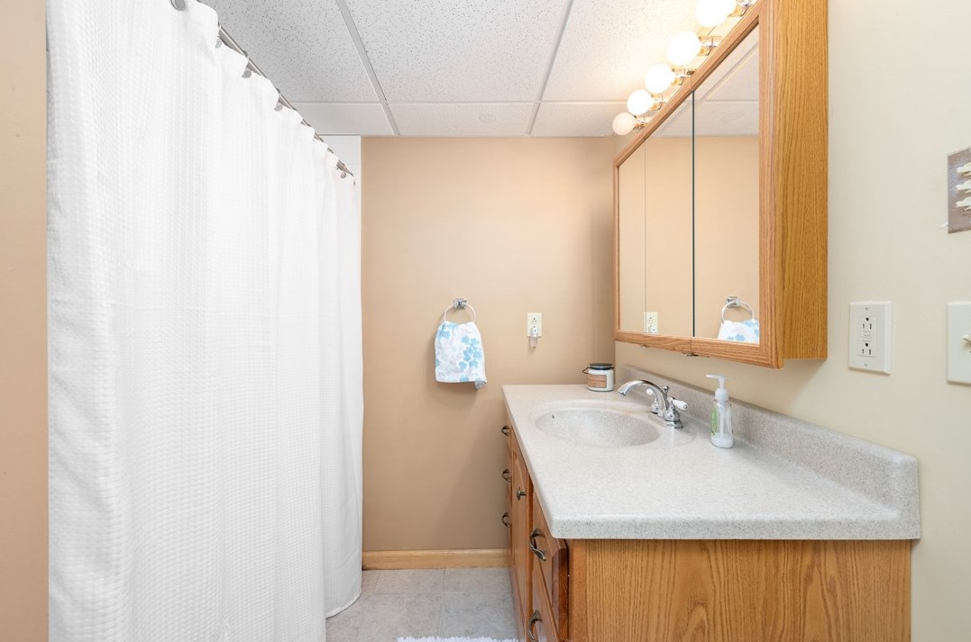 44 3rd Ave, Greenville PA  16125-1717 exterior