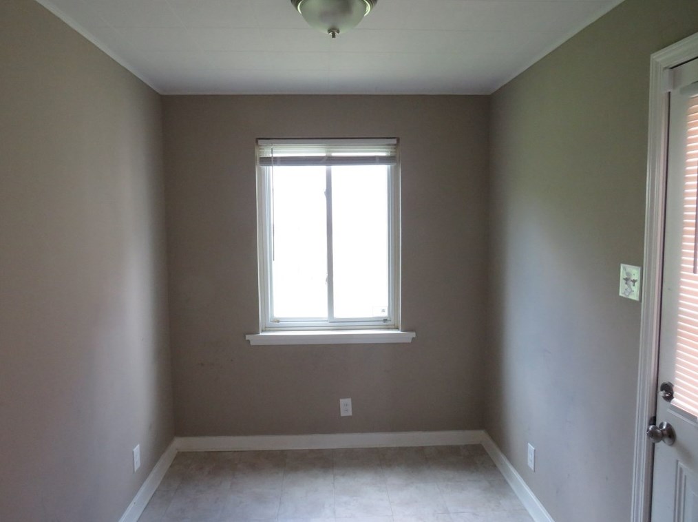 1030 Jefferson St, Mckeesport PA  15132-1628 exterior