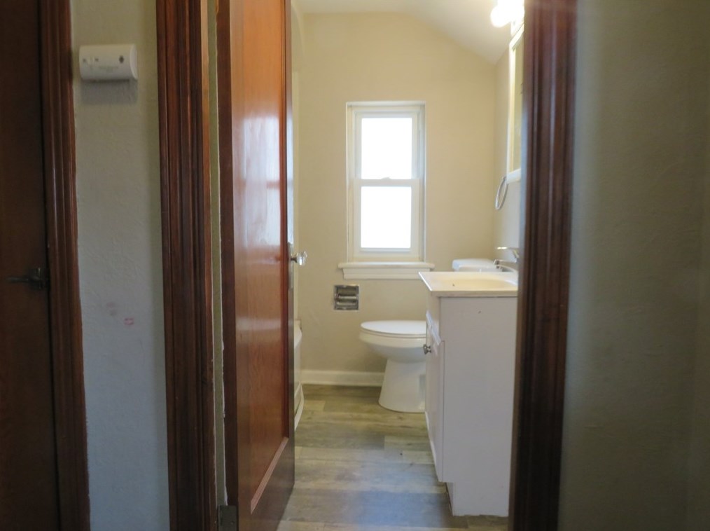 1030 Jefferson St, Mckeesport PA  15132-1628 exterior