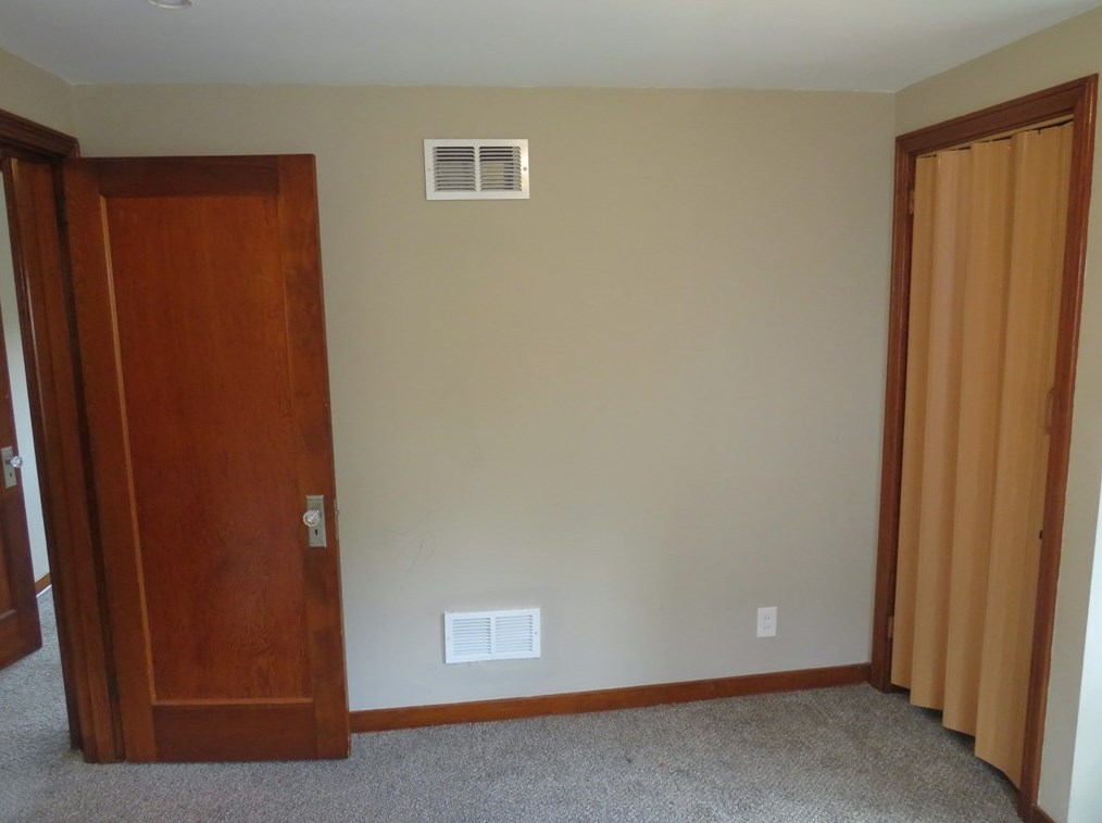 1030 Jefferson St, Mckeesport PA  15132-1628 exterior