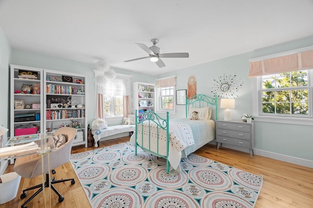 1811 Villa Dr, Gibsonia PA 15044-7446 exterior