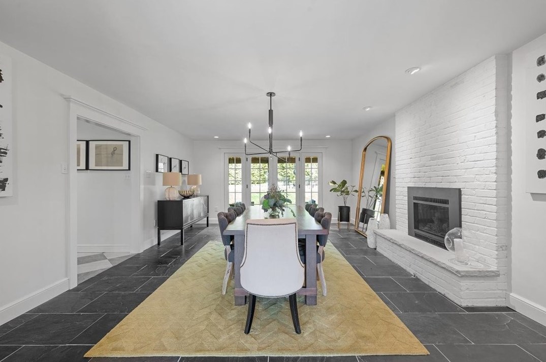 1811 Villa Dr, Gibsonia PA 15044-7446 exterior