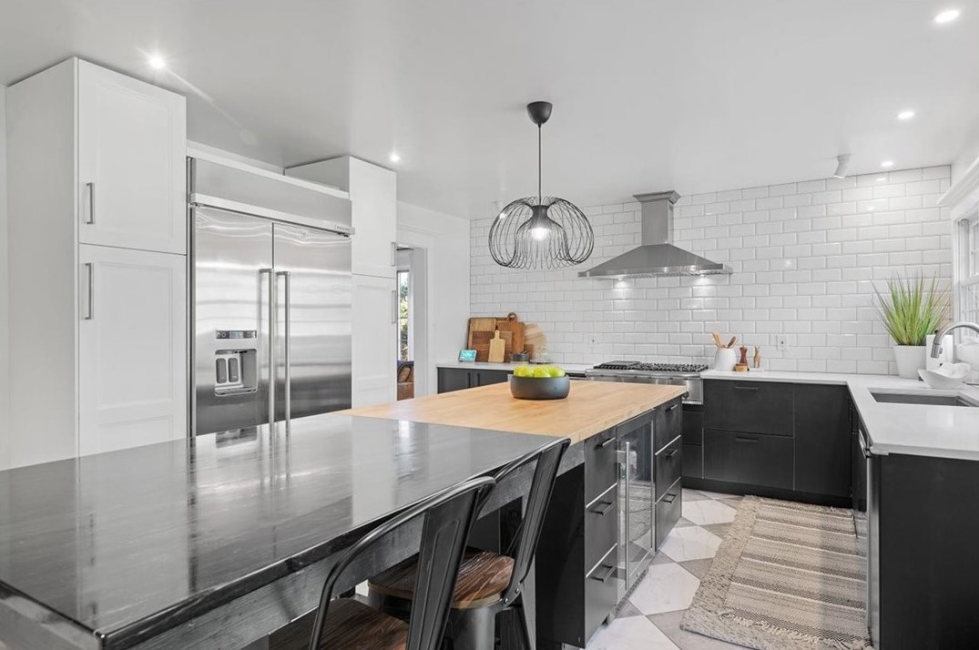 1811 Villa Dr, Gibsonia PA 15044-7446 exterior