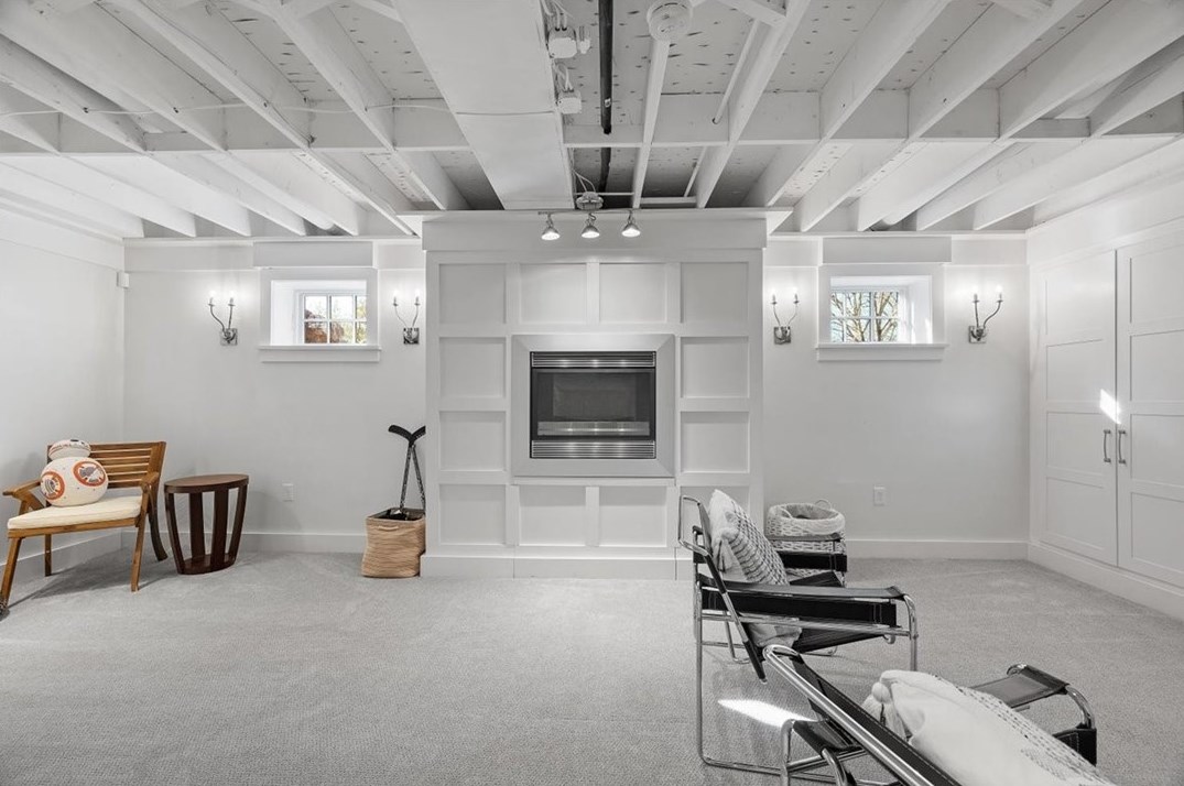 1811 Villa Dr, Gibsonia PA 15044-7446 exterior