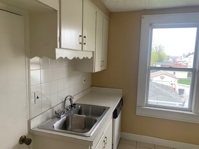 1809 Highland Ave, New Castle PA  16105-2300 exterior