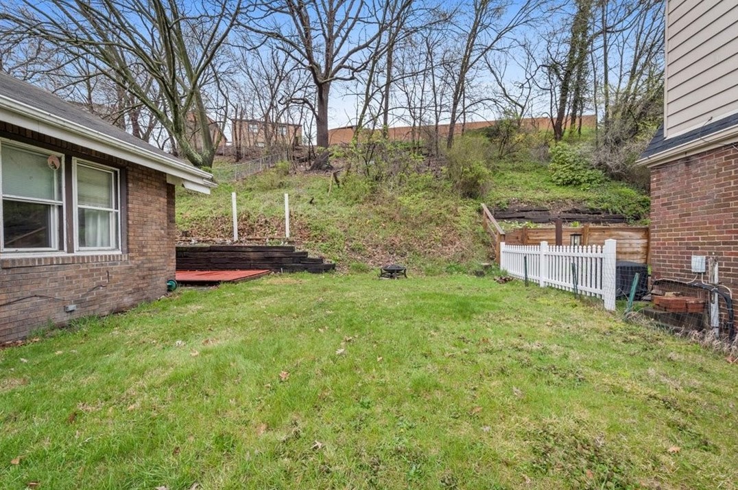 110 Noll Ave, Pittsburgh PA 15205-2110 exterior