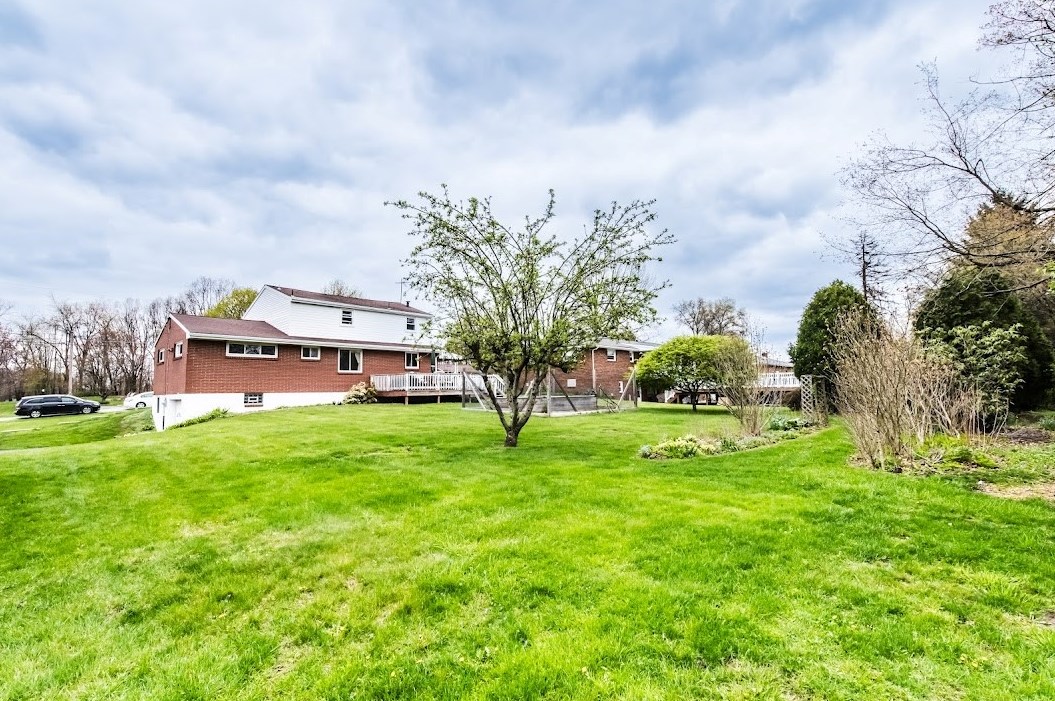 115 Freedom Rd, Butler PA 16001-1305 exterior