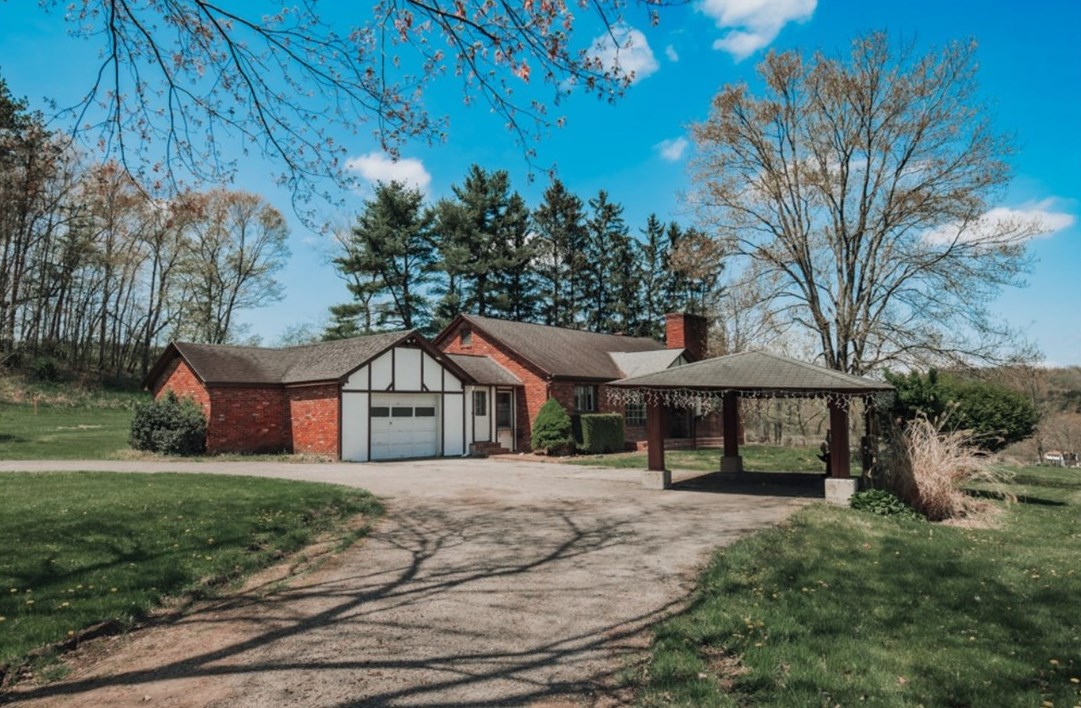 5501 Route 711, New Florence, PA 15944