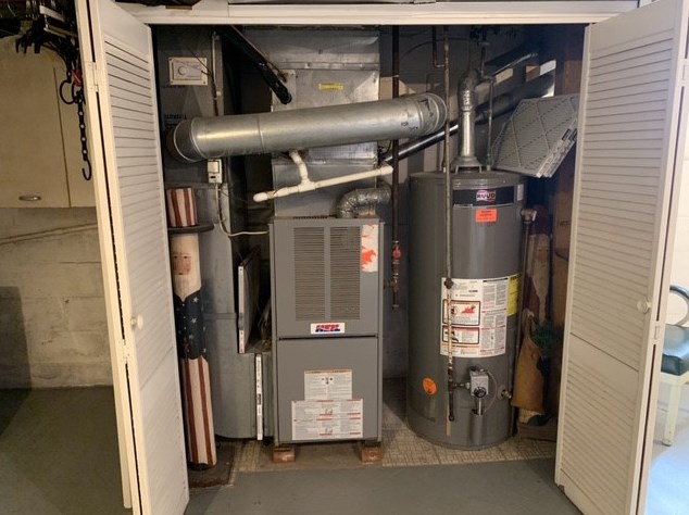 904 Commonwealth Ave, Pittsburgh PA  15122-1333 exterior