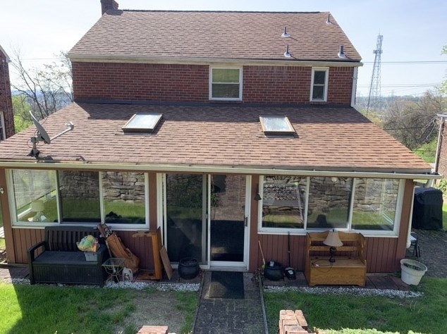 904 Commonwealth Ave, Pittsburgh PA  15122-1333 exterior