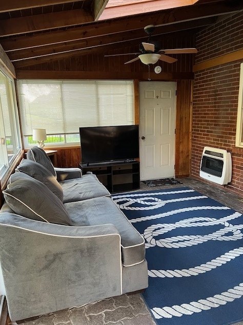 904 Commonwealth Ave, Pittsburgh PA  15122-1333 exterior