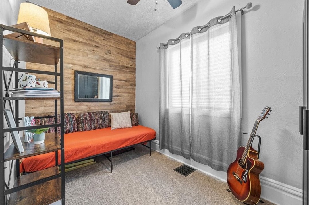 1516 Orchlee St, Pittsburgh PA  15212-1841 exterior