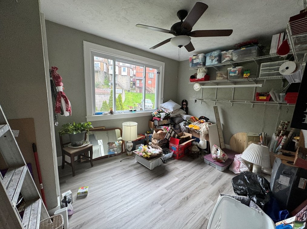 3229 Kestner Ave, Pittsburgh PA 15227-2423 exterior