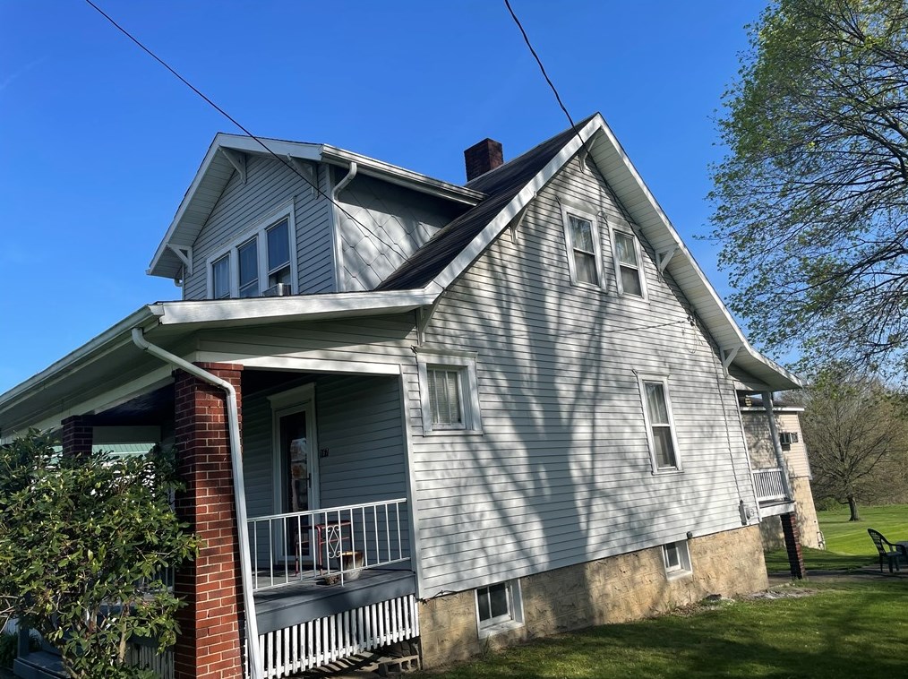 169 W Pennsylvania Ave, New Stanton, PA 15672
