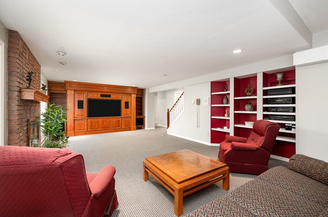 140 Cedar Rdg, Butler PA 16001-1664 exterior