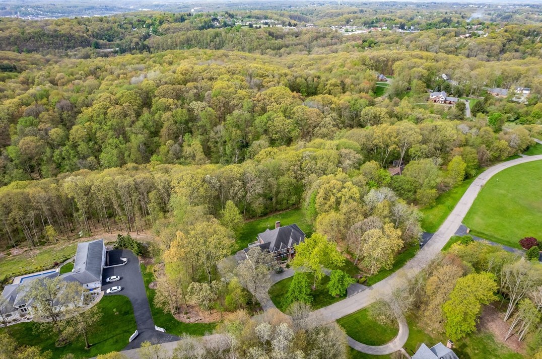 140 Cedar Rdg, Butler PA 16001-1664 exterior