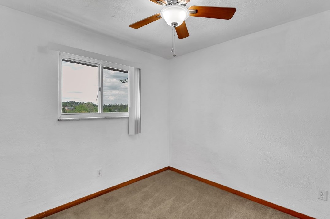 308 Conroy Dr, Pittsburgh PA  exterior