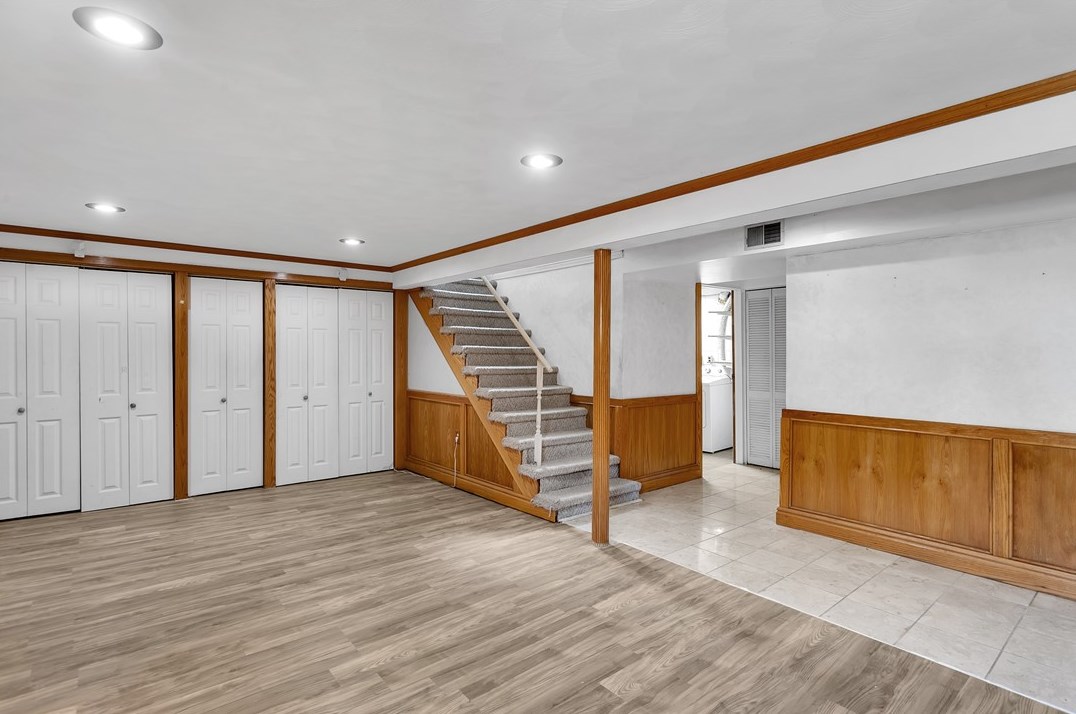 308 Conroy Dr, Pittsburgh PA  exterior