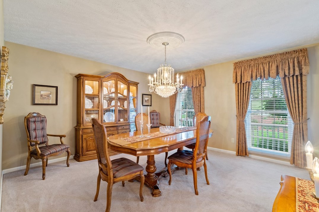 510 Leland Dr, Pittsburgh PA 15236-2757 exterior