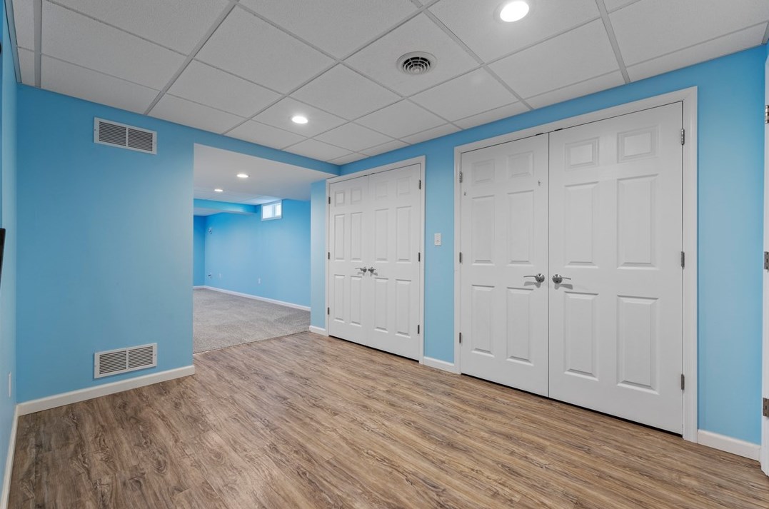 10861 Gasson Dr, North Huntingdon PA 15642-8878 exterior