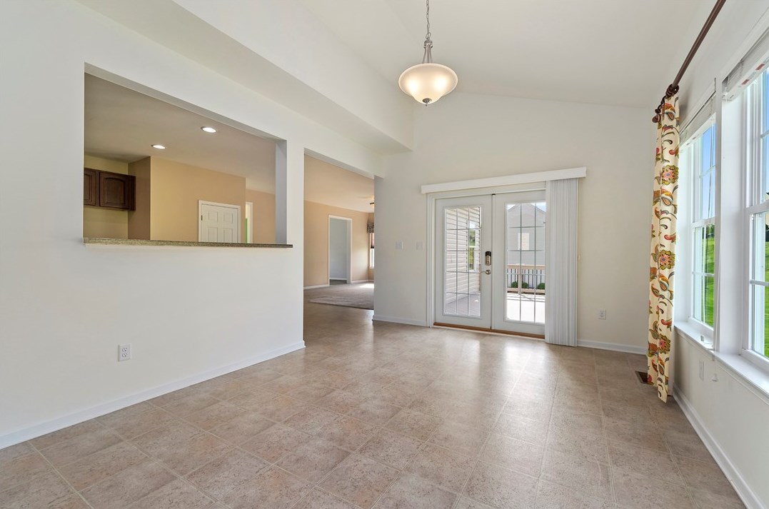 10861 Gasson Dr, North Huntingdon PA 15642-8878 exterior