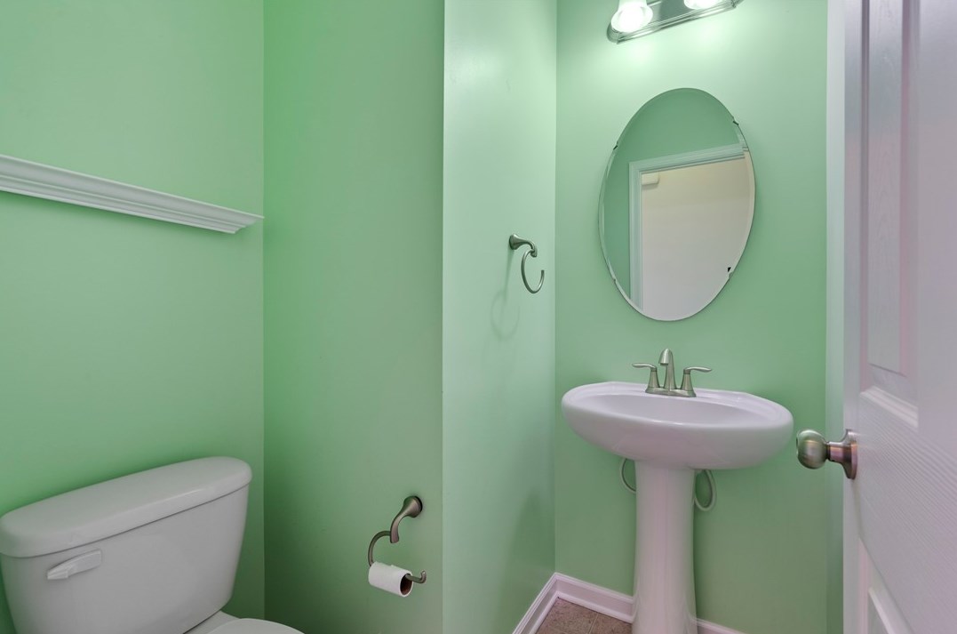 10861 Gasson Dr, North Huntingdon PA 15642-8878 exterior