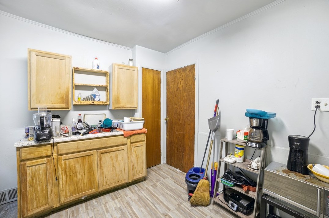 201 Fairview Ave, Pittsburgh PA 15238-3317 exterior