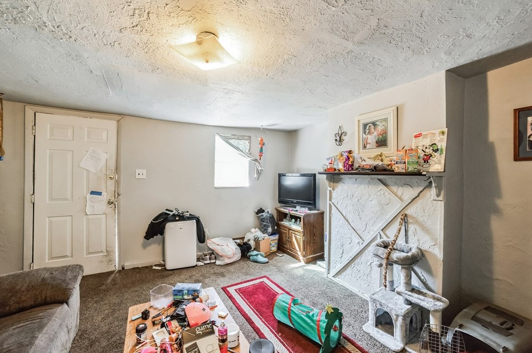 201 Fairview Ave, Pittsburgh PA 15238-3317 exterior