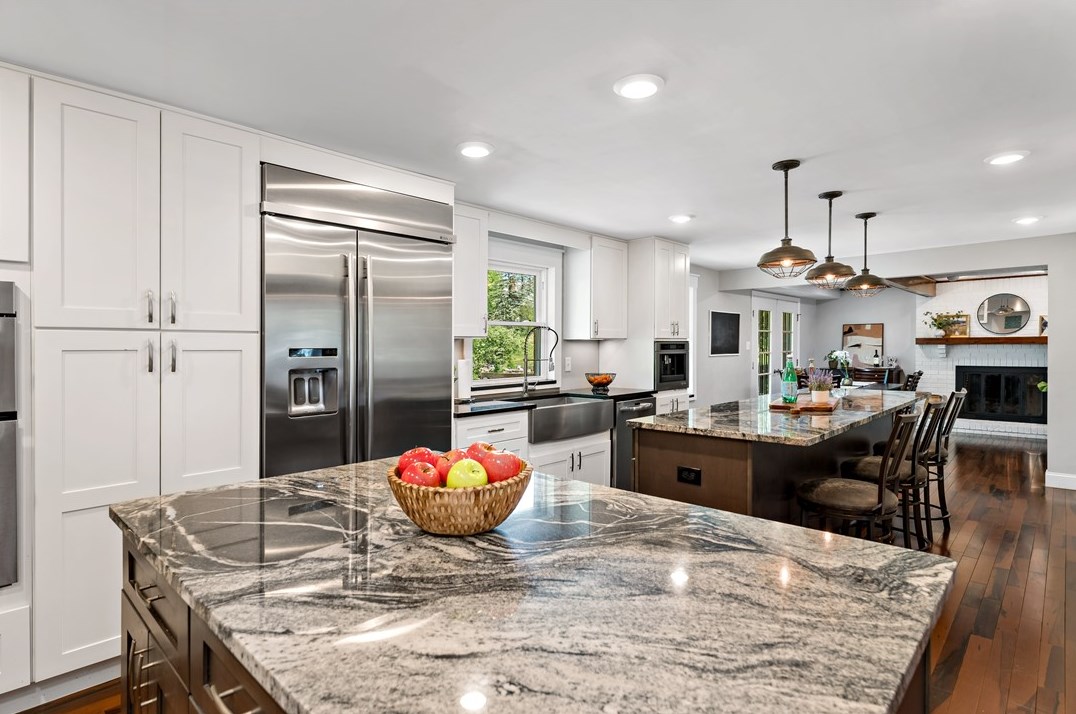 604 Parliament Dr, Moon Twp PA 15108-3276 exterior