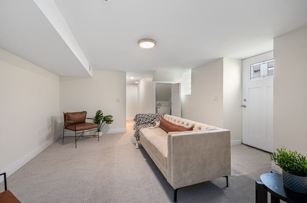 5221 Duncan St, Pittsburgh PA 15201-2431 exterior