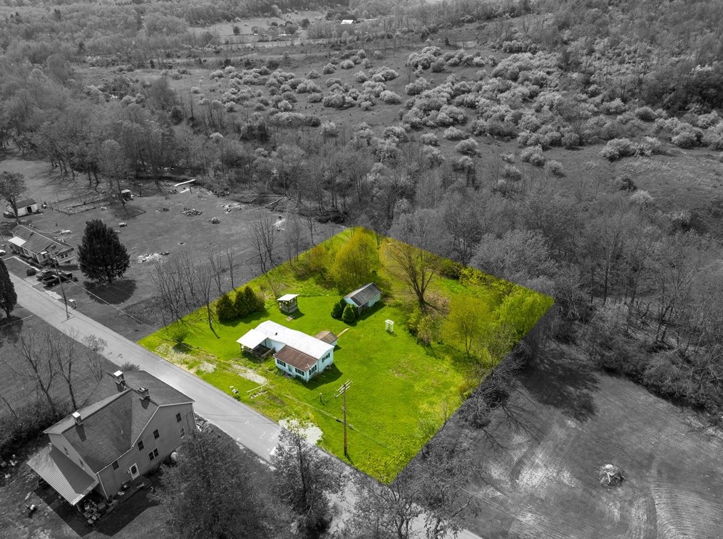 138 Mutual Patch Rd, Greensburg PA  15601-6373 exterior