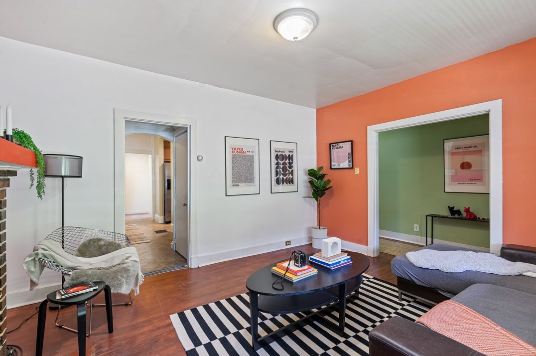 4744 Kincaid St, Pittsburgh PA 15224-1215 exterior