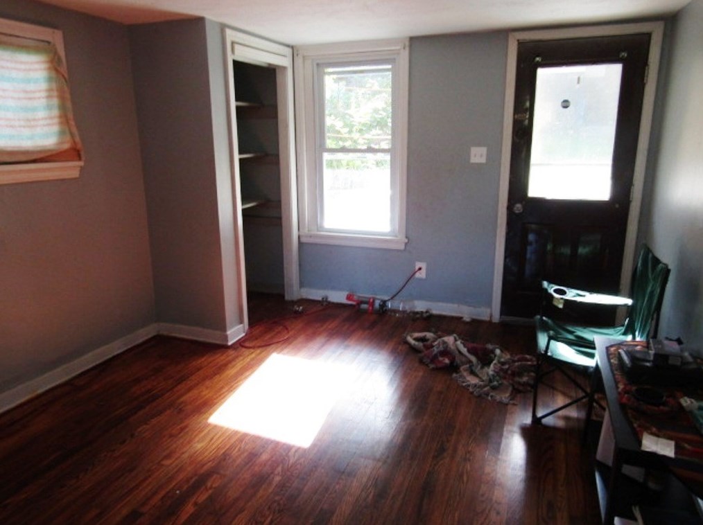 5725 Verona Rd, Verona PA  15147-3012 exterior