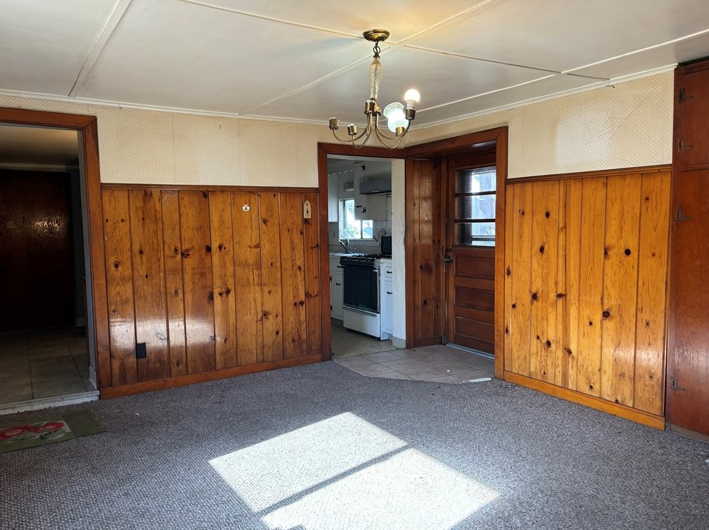 1708 Noble St, Pittsburgh PA  15215-2638 exterior