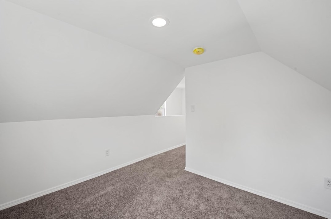 317 Anthony St, Pittsburgh PA 15210-2242 exterior