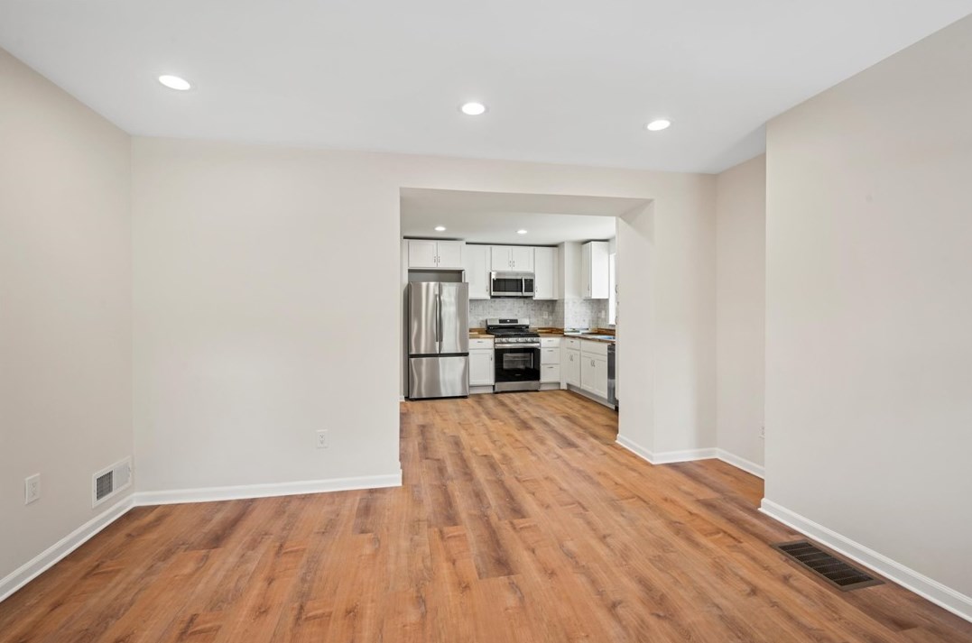 317 Anthony St, Pittsburgh PA 15210-2242 exterior