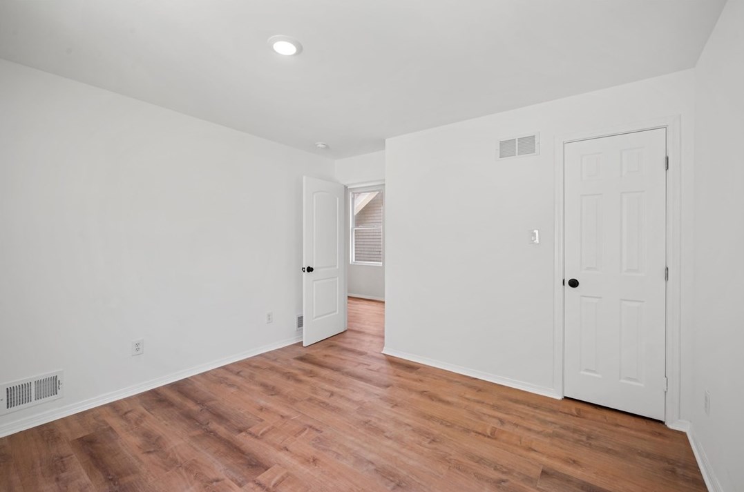 317 Anthony St, Pittsburgh PA 15210-2242 exterior