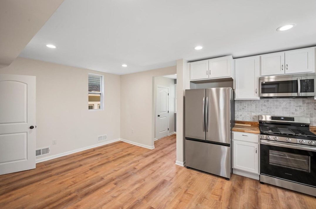 317 Anthony St, Pittsburgh PA 15210-2242 exterior