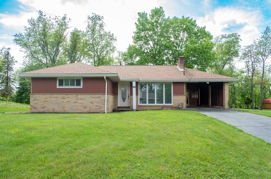 1348 Bechtel St, Monaca PA 15061-1112 exterior